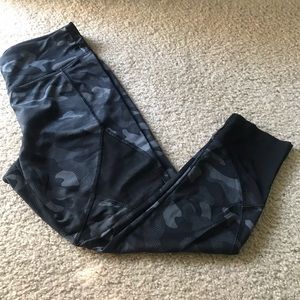 Camo mesh Workout capris